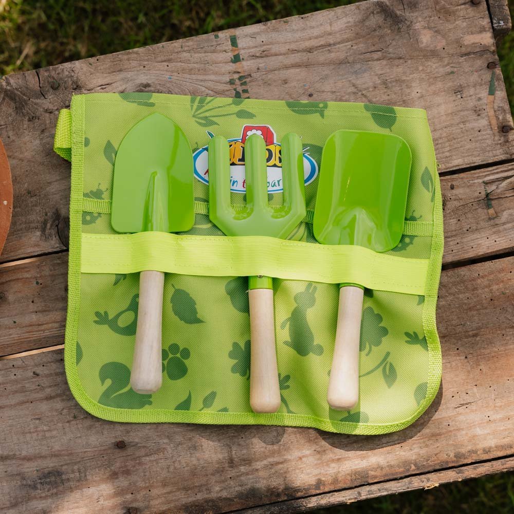 Barneverktøytavle med redskaper