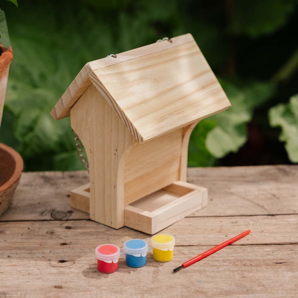 Gjør det selv fuglebrett med maling