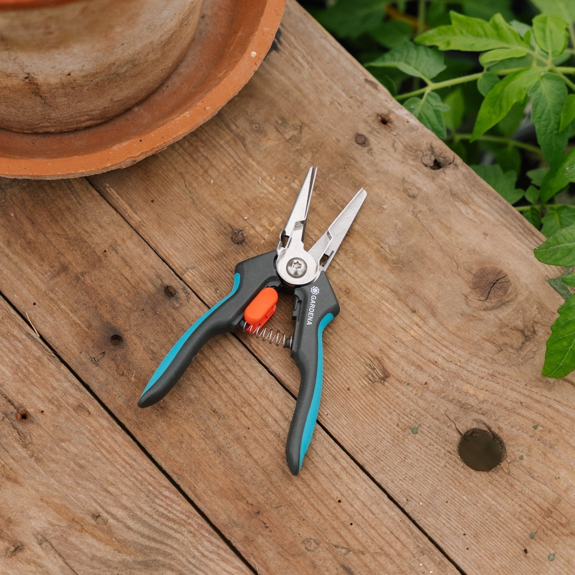 GripCut urtesaks med gripefunksjon