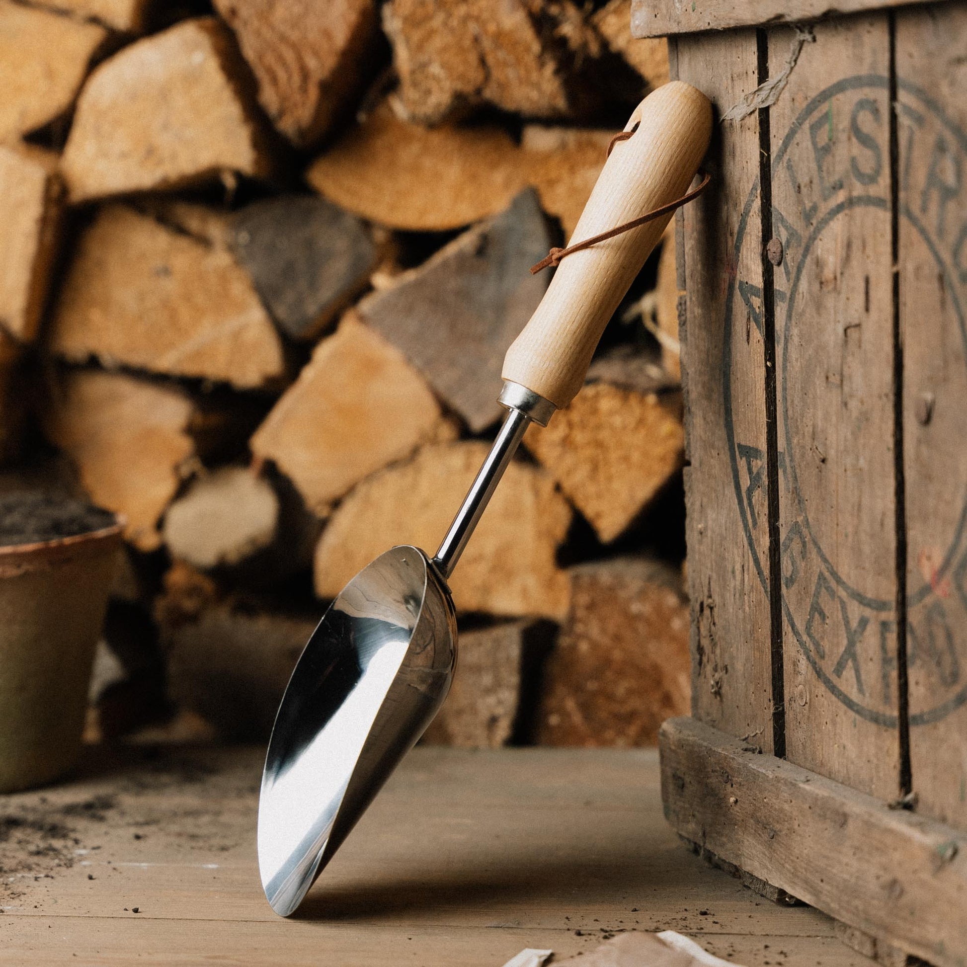 Håndspade til kompost