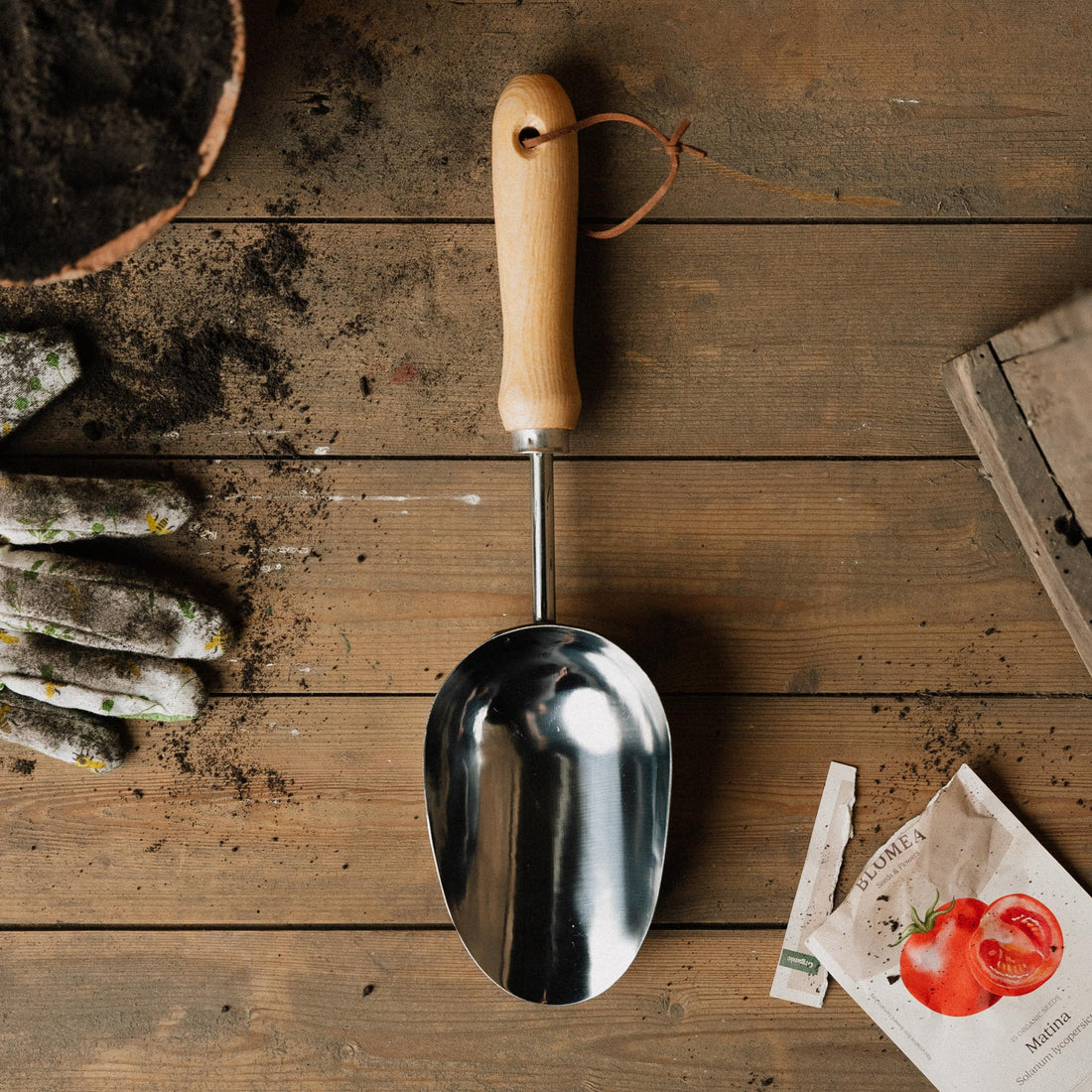 Håndspade til kompost