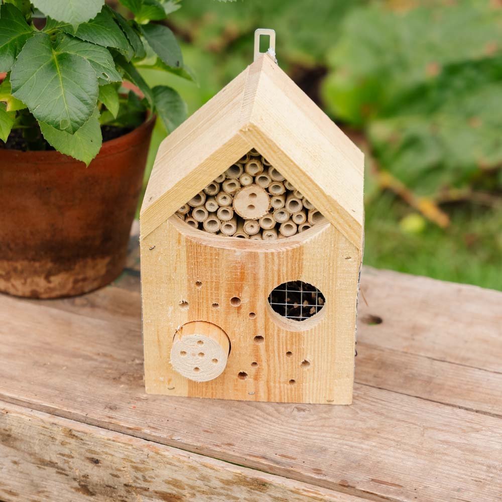 Insekthotell, natur, L: 15 cm B: 18 cm H: 28 cm