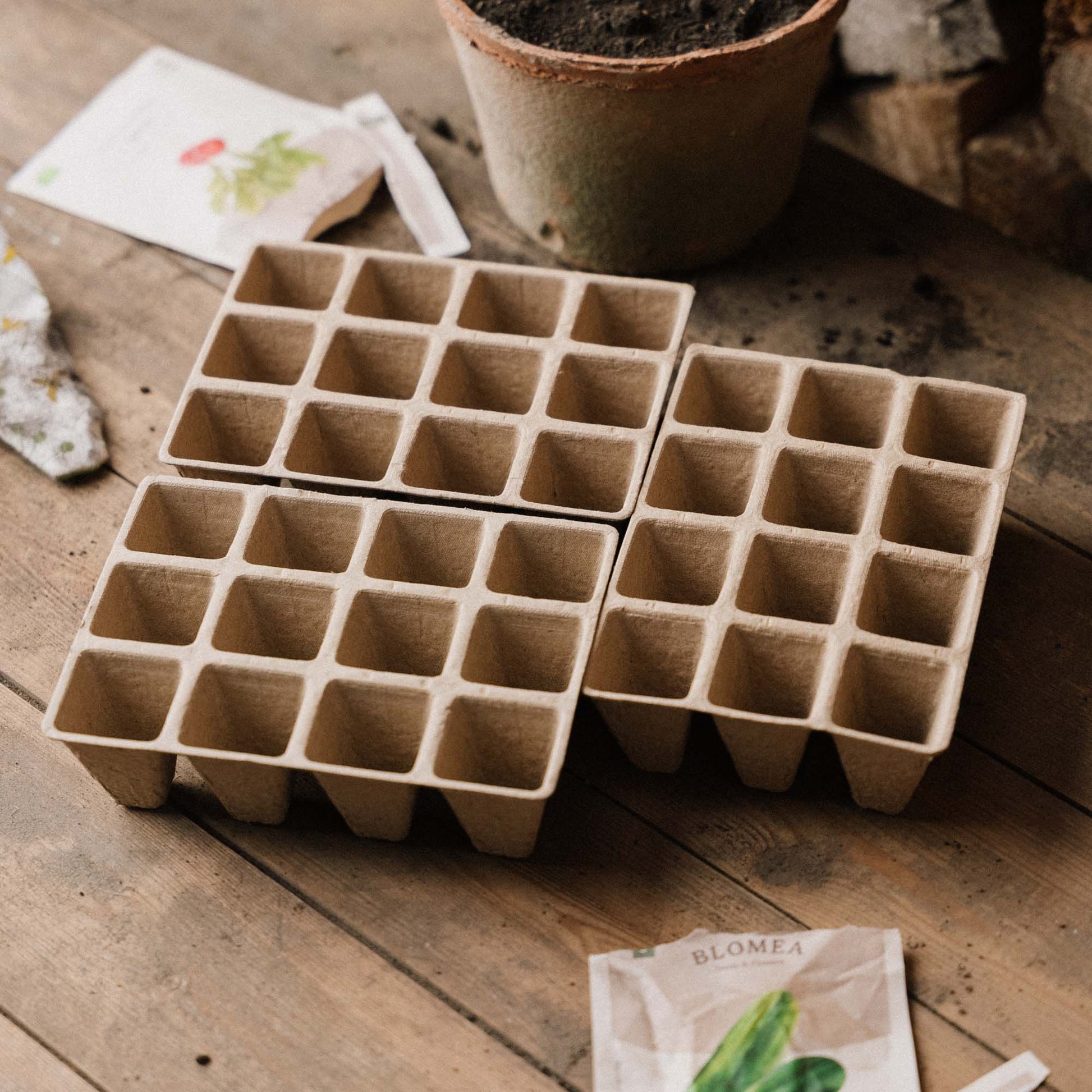 Nedbrytbare såbrett, små, 3 stk