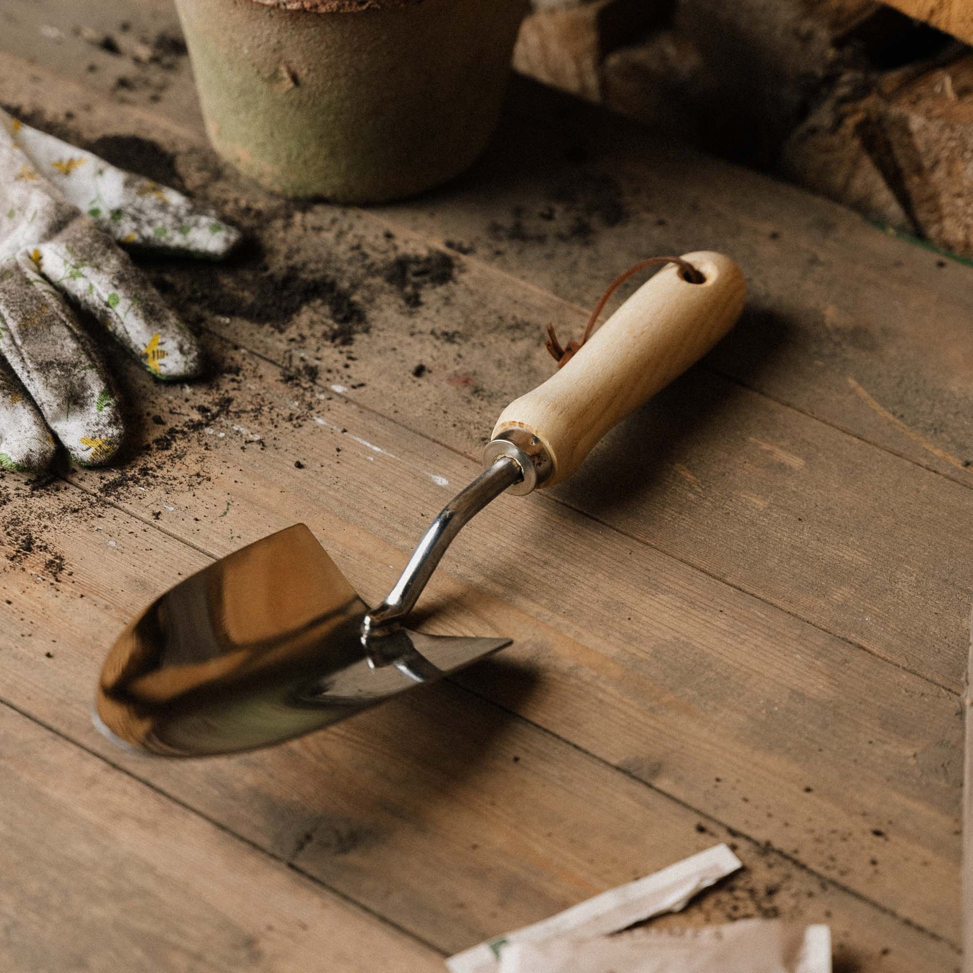 Plantespade bred modell