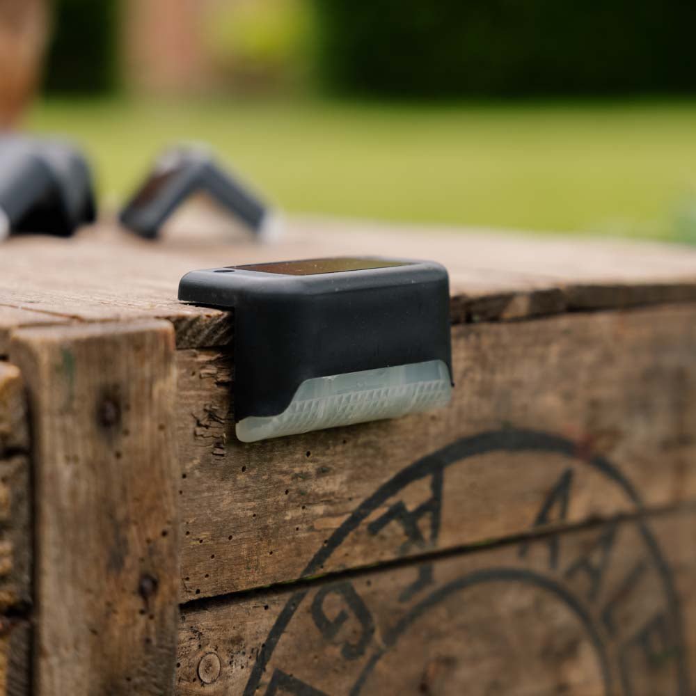 Solcelledrevet LED trappelys, 4 pakning