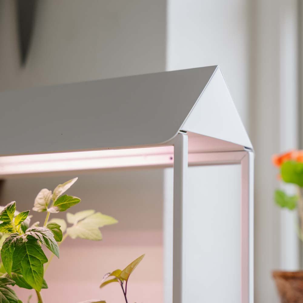 Vekstlys, hvit, L: 17,5 cm B: 42,4 cm H: 36,5 cm